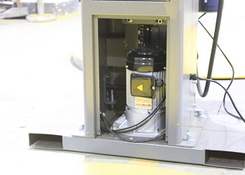 Electrical motor on the turntable pallet stretch wrapping machine