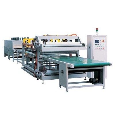 Door panel shrink wrap packaging machine