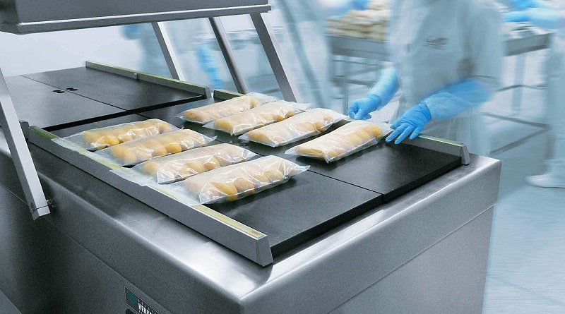 Vacuum packaging machine for food bags-min